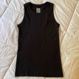 Athleta tank